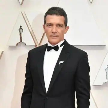 antonio banderas profile